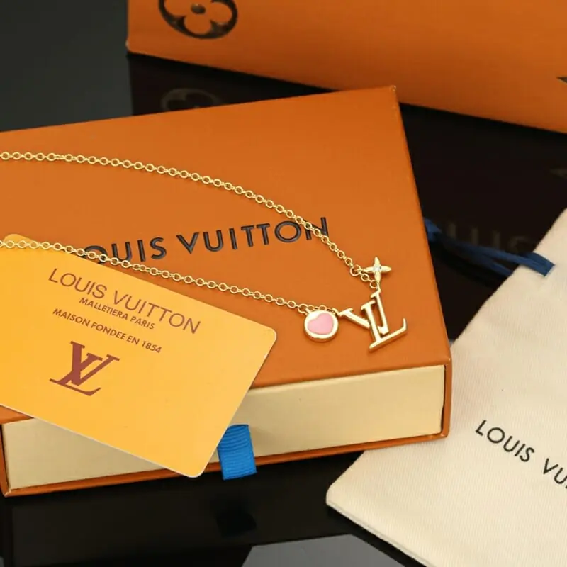 louis vuitton collier pour femme s_1205b432